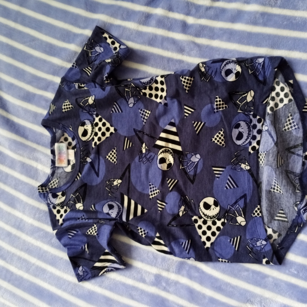 LuLaRoe Gracie tee
